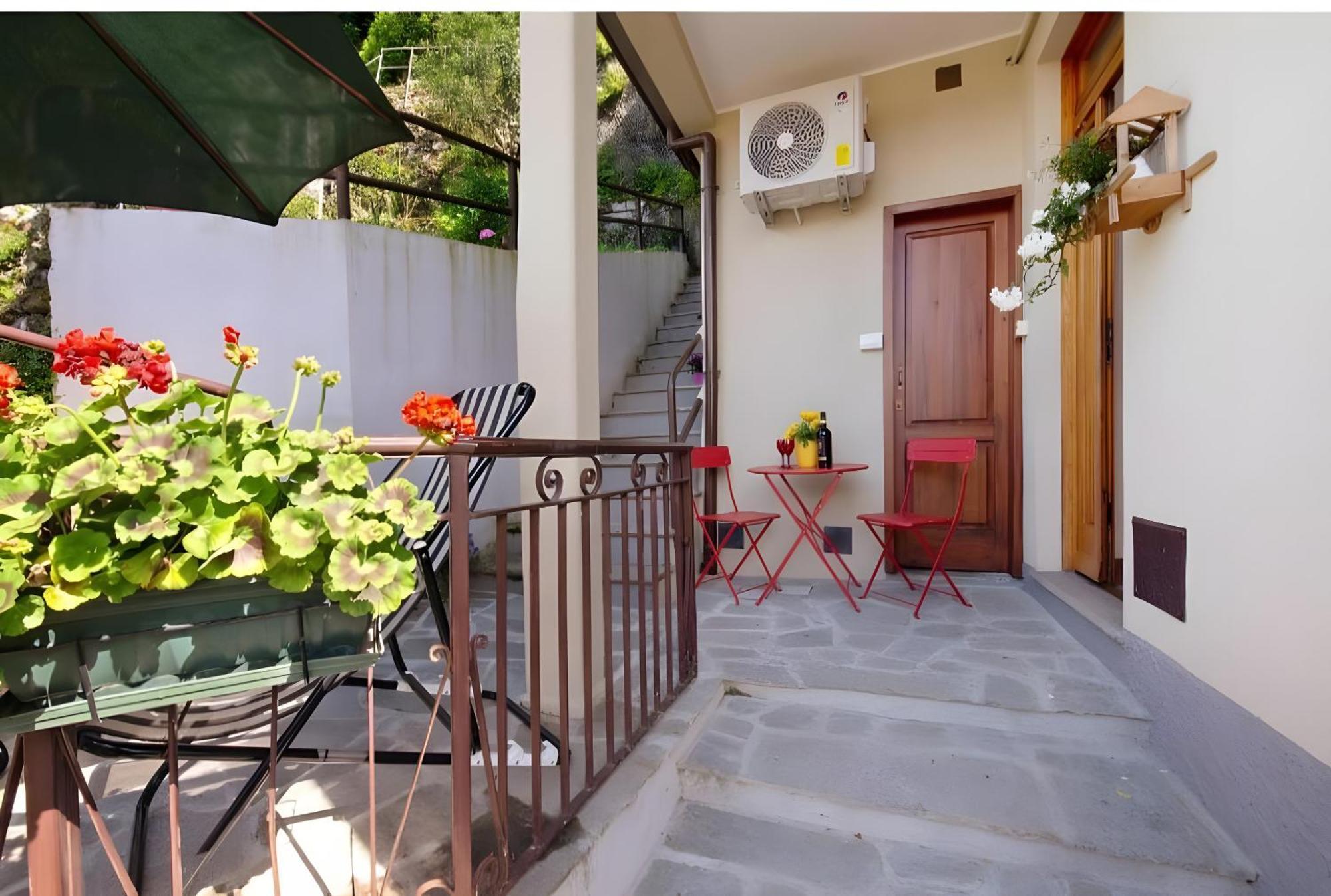 Castagno 1 Sentiero Del Viandante Apartment Bellano Luaran gambar